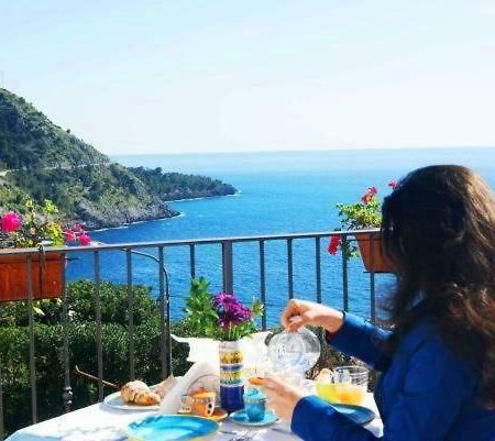 B&B La Casa Del Gelso Acquafredda Zewnętrze zdjęcie