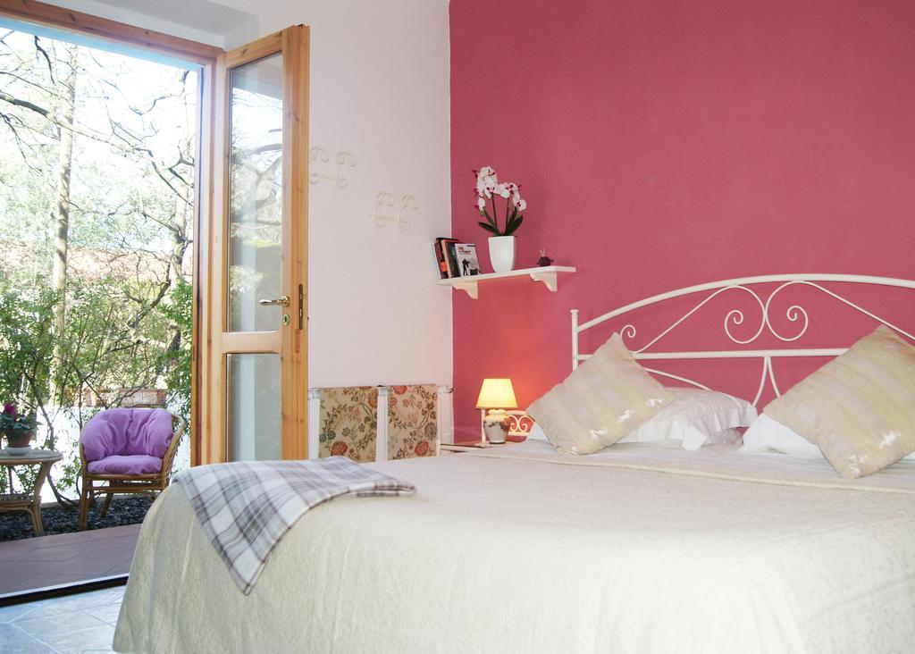 B&B La Casa Del Gelso Acquafredda Pokój zdjęcie